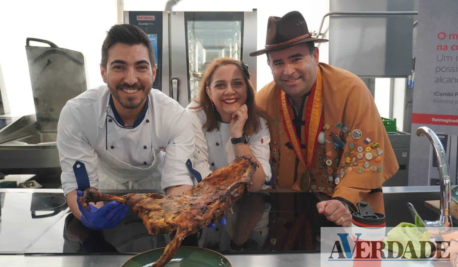 Evento gastronómico envolveu várias confrarias: "o anho assado é transversal a todas"
