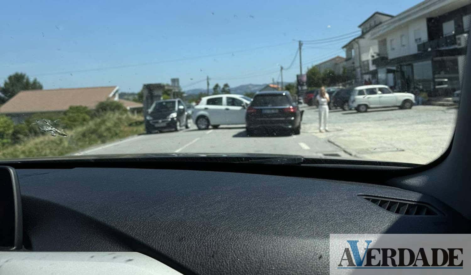 Dois carros colidem em Marco de Canaveses