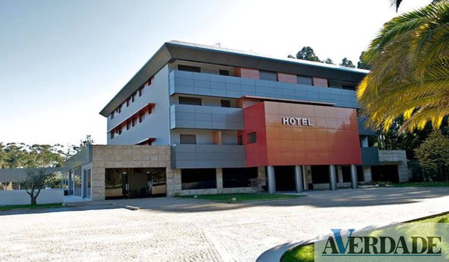 Antigos alunos do Seminário Padre Mateo reencontram-se em Paredes