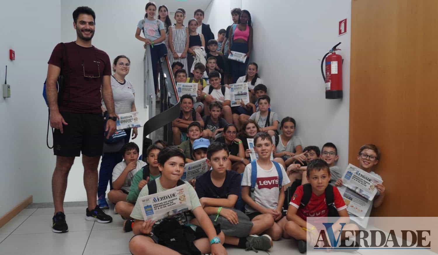 Mais 36 crianças do Clube de Férias de Verão do Marco de Canaveses fizeram uma visita ao jornal