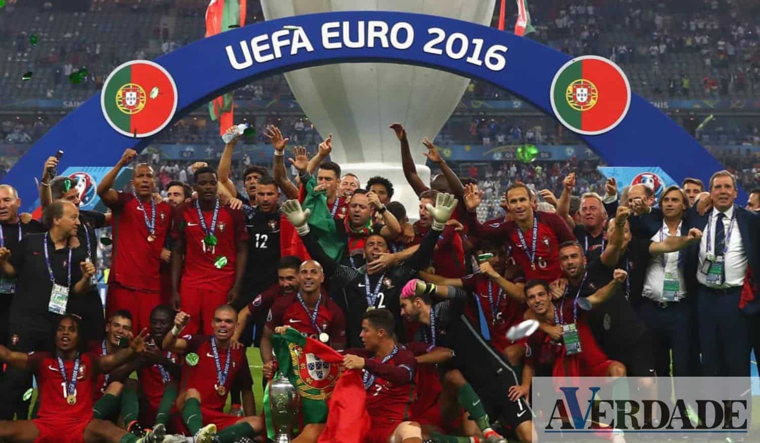 Portugal defronta a França dentro de duas horas. Municípios da região preparam ecrãs gigantes