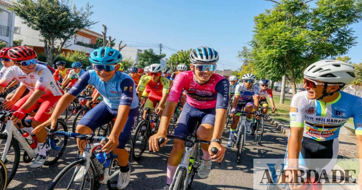 Equipa de ciclismo de Paredes vai competir na "Volta a Portugal de Juniores"