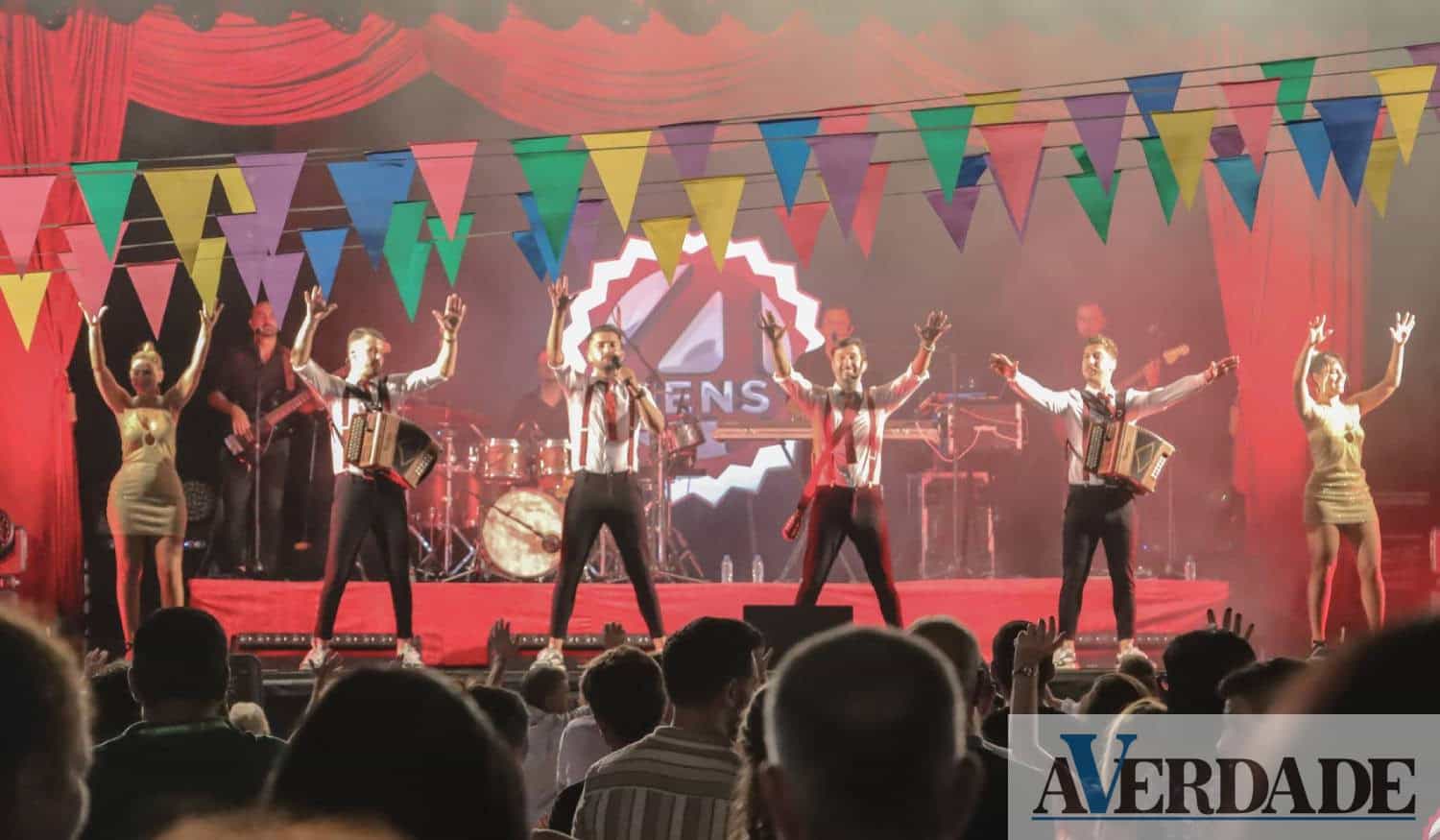 Lousada: Lustosa celebra festas em honra de São Tiago Maior com música e fogo de artifício
