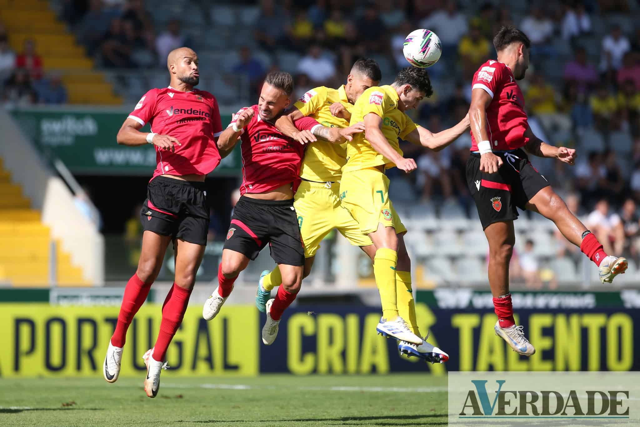 FC Penafiel vence FC Paços de Ferreira na Capital do Móvel e segura liderança na II Liga