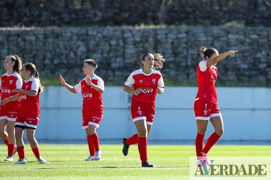 Marco 09 vence GDR Soalhães no dérbi concelhio de futebol feminino