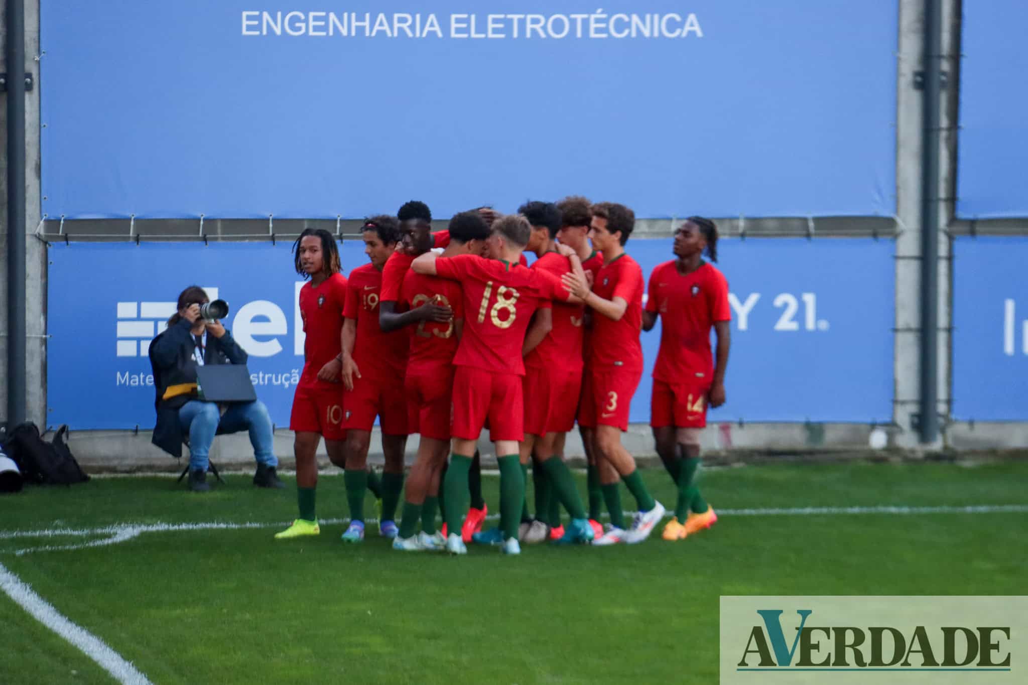 Portugal goleia a Turquia, em Paredes, no arranque do 'Torneio Quatro Nações'