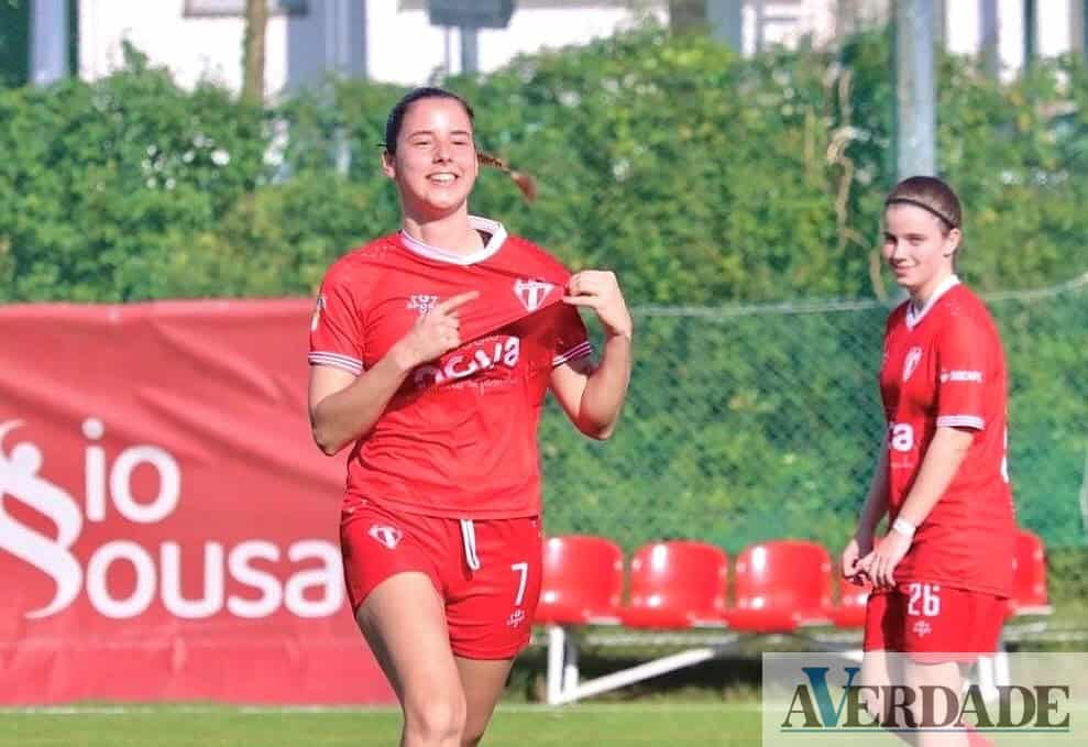 Equipa feminina do Marco 09 vence SC Cruz com 'hat-trick' de Adriana Freitas
