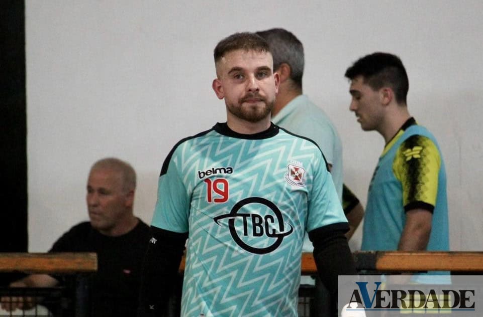 Equipa masculina do GD Magrelos volta a pontuar no dérbi regional com o CCD Ordem