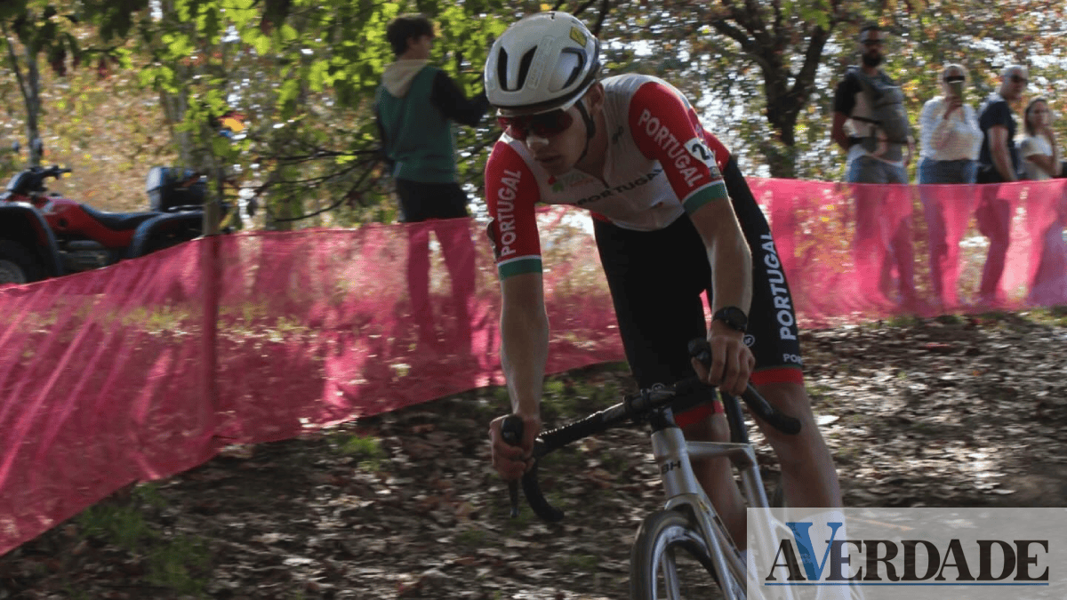 Tomás Gaspar, ciclista de Penafiel, representou Portugal no Campeonato Europeu de Ciclocrosse