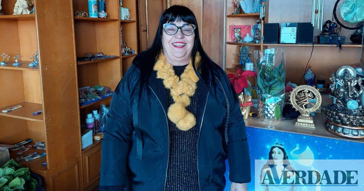 Taróloga Luísa Vieira: "Estou sempre conectada às pessoas. Quero iluminar e seguir o caminho do bem"