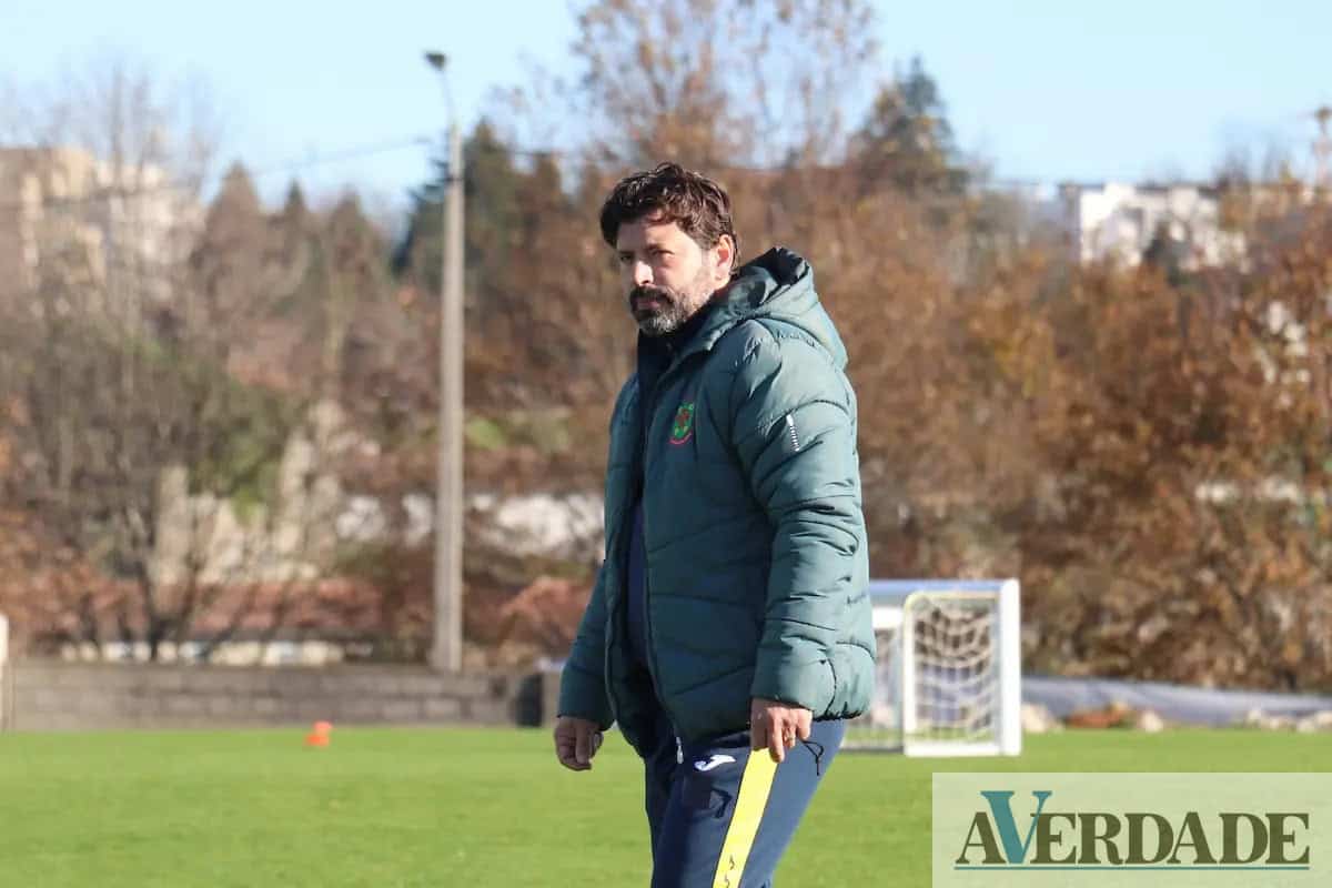 Carlos Fangueiro sucede a Ricardo Silva no comando técnico do FC Paços de Ferreira