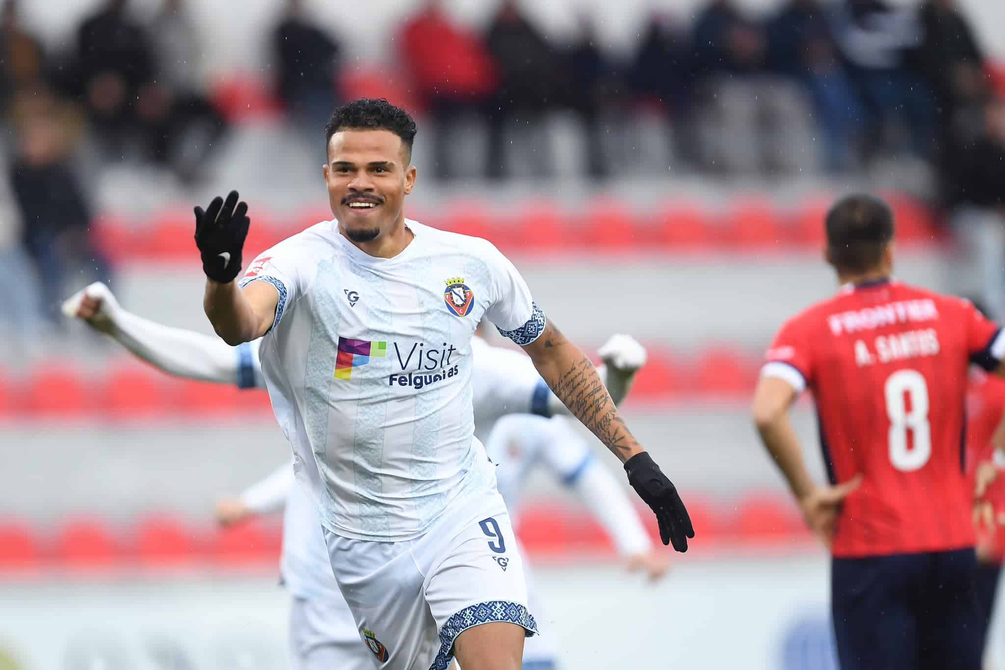 Felgueiras regressa aos triunfos na II Liga diante da Oliveirense