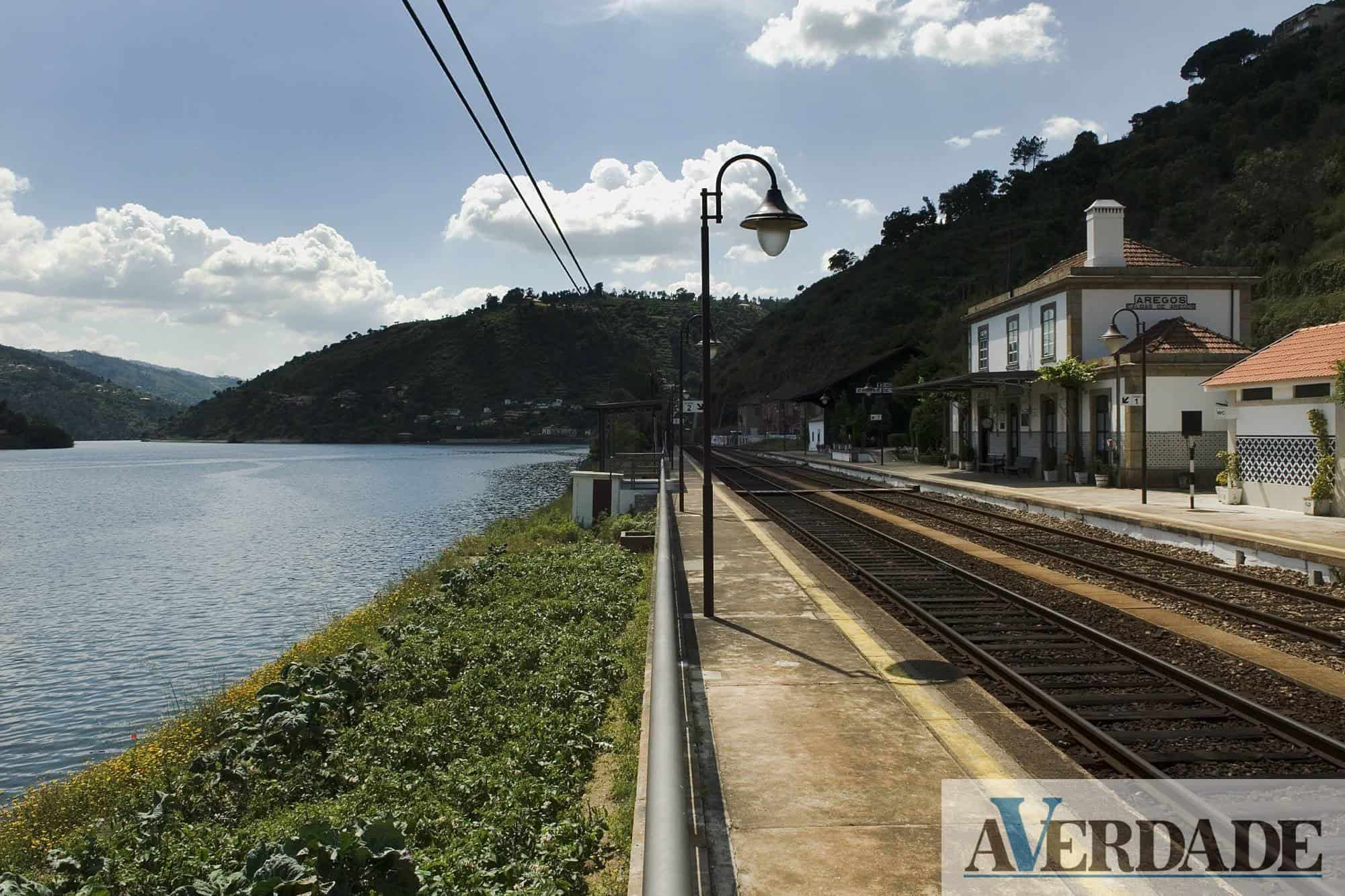 Eletrificação da Linha do Douro entre o Marco e a Régua contratada  por 110 milhões de euros