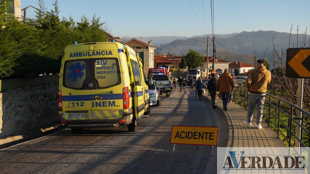 Baião: Colisão entre dois carros em Ancede deixa uma pessoa ferida