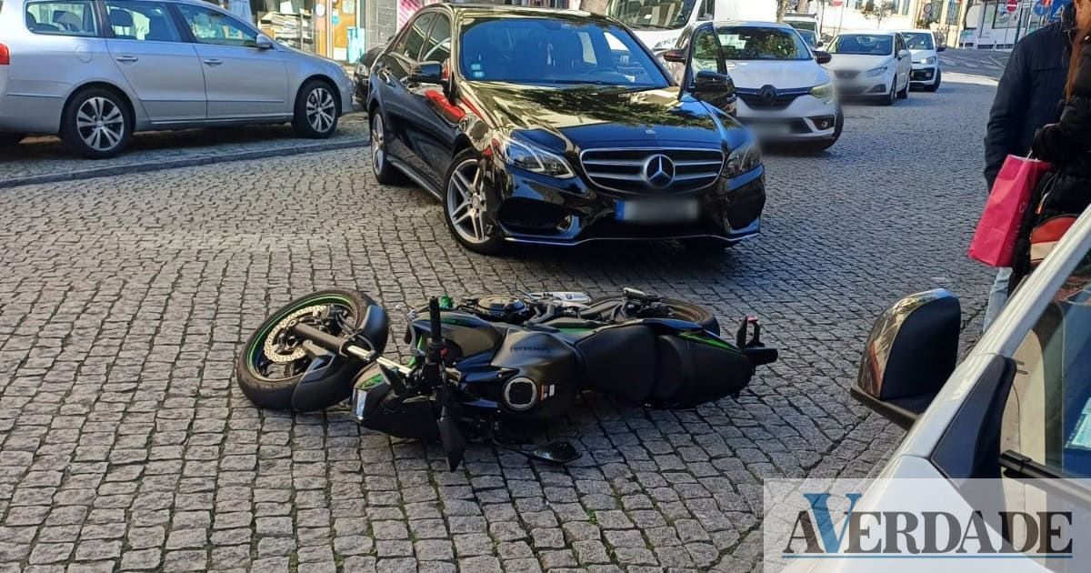 Bombeiros do Marco de Canaveses acionados para colisão entre carro e motociclo