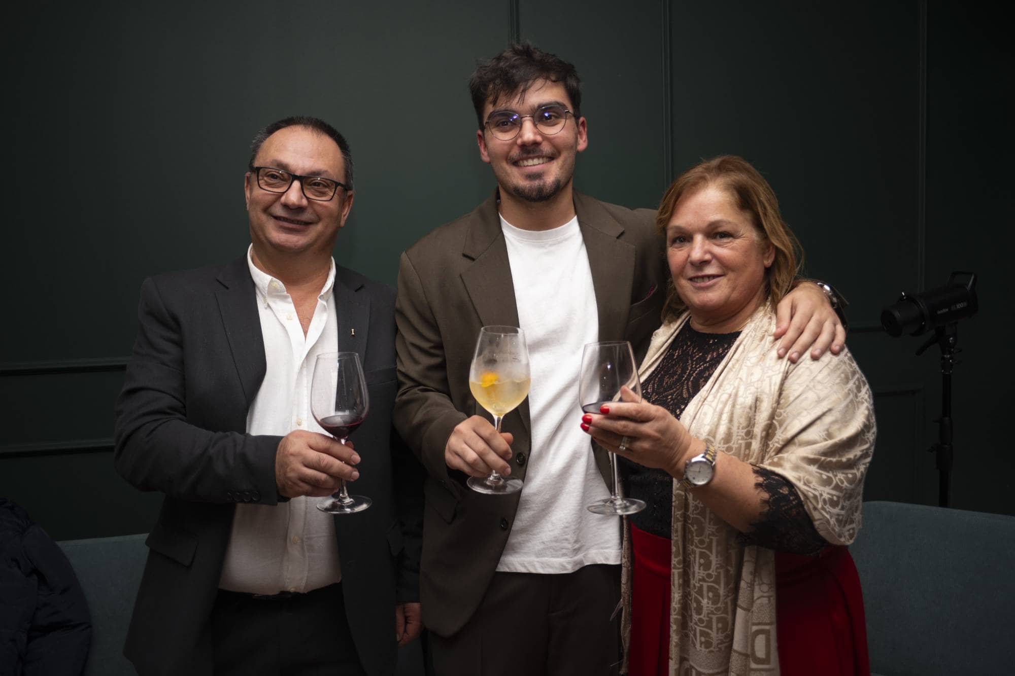 Cravo's - Caffè &amp; Wine Selection: A união entre o café e o vinho num espaço "perfeito"